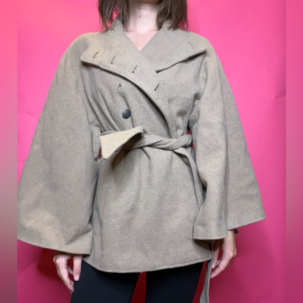 Coat - Picture 2 of 6